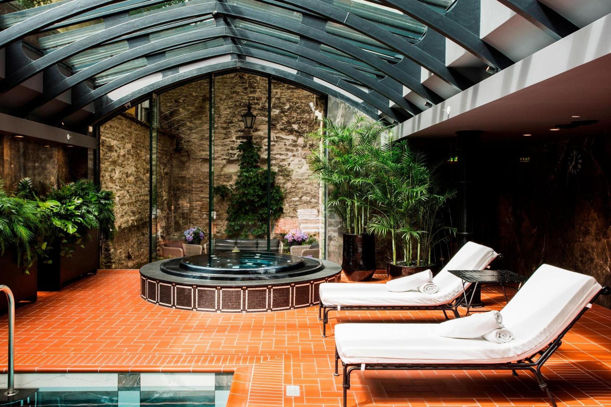 호텔 텔레그라프, 오토그래프 컬렉션 탈린 외부 사진 The spa at the Mandarin Oriental, Barcelona